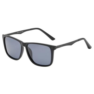 China Custom Comfort Frame Black Classic Polarized Unisex Sunglasses for sale