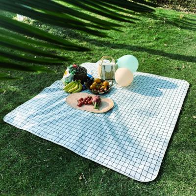 China Waterproof Picnic Blanket Sand Beach Picnic Blanket Anti-static Folding Outdoor Camping Printed Mat for sale