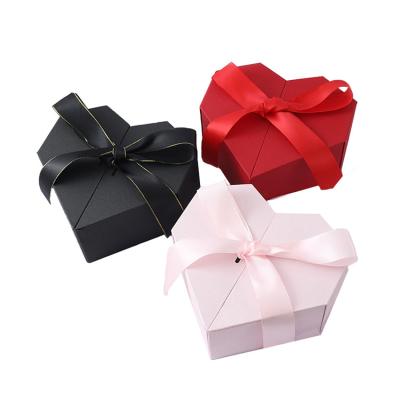 China Duricrust New Product Hot Selling Wholesale Heart Shape Jewelry Gift Boxes for sale