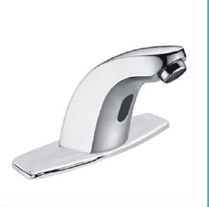 China Hand Free Kitchen Sensor Faucet Cold Water Touchless Kitchen Faucet for sale