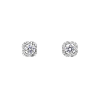 China Premium VVS CLASSIC Diamond Moissanite Floral Stud Earrings White in 925 Sterling Silver | White Gold Heart Moissanite Earrings for sale