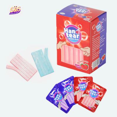 China Natural Cheap Teardrop Soft Stick Bubble Gum Hand Flavor Strawberry Blueberry Chewing Gum for sale