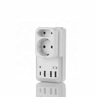 China Residential / Multipurpose Power Strip Extension Cord Multi Socket With 2 Outlets And 4 USB Ports EU Plug for sale