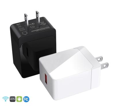 China 2022 New Arrival Safe Type-c Conveient Quick Charger 18w Palladium Adapter Fast Charger For Apple Iphone For Macbook for sale