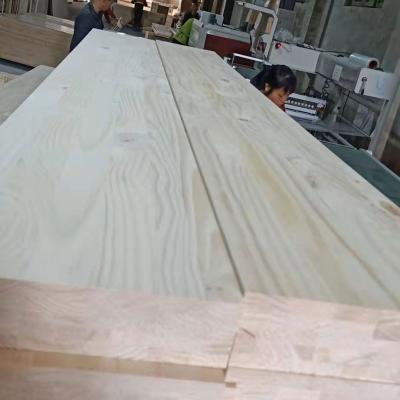 China China DIY Factory Customized Anti-water Edge Bonded Pine Engineered Wood Flooring for sale