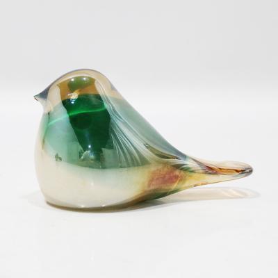 China Minimalist Hand-Blown Glass and Crystal Crafts Amber and Green Bird Gifts for Modern Home Decor for sale