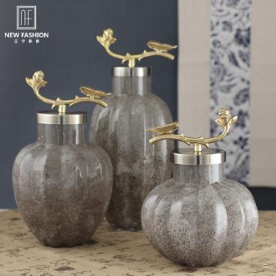 China Glass Vase Glass& Crystal Vases Jar Home Decoration from Minimalist to Morden Luxury Table Decor with Lid for sale