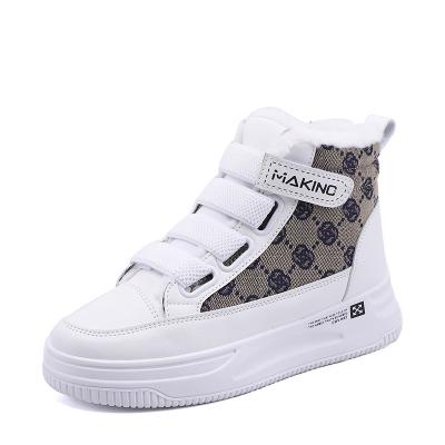 China Cushioning New Designs New Trend Fashion Platform Latest Design European Ladies Shoes Sneakers Women Winter Keep Warm Shoes for sale