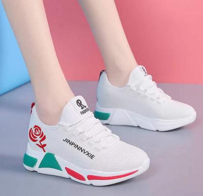 China Cheap Anti-odor Stock Price Size 36-40 2 Pairs Each Color Women Soft Sneaker $1.5usd for sale