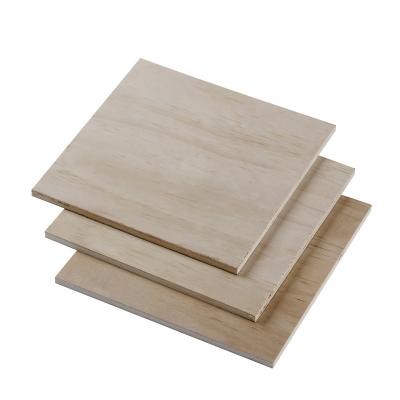 China 1220mm*2440mm traditional red pine board plywood for sale