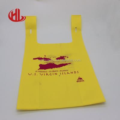 China Customized Large Recyclable Reusable Nonwoven Insulated Grocery Bags T-shirt Insulated Packaging Shopping Bag for sale