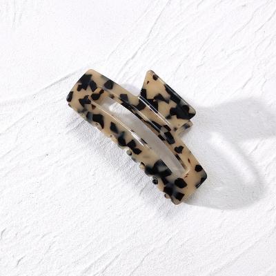 China Newest Factory Direct Selling 4 Inch Large Rectangle Hair Claw Hawksbill Claw Clip Leopard Style Hair Accessories for sale