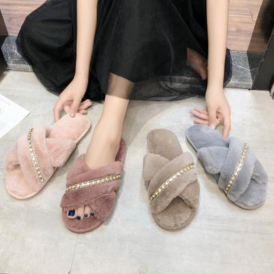 China CUSHIONING TX Cheap New Arrivals Hot Sale Indoor Faux Fur Flat 2021 New Women Fur Bathroom Slippers for sale