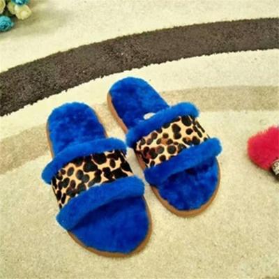 China Deodorization Comfortable Leather Open Toe Slippers for sale