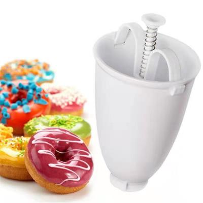 China Viable Wholesale Pastry Kitchen Factory Tool Frying Donut Cake Maker Baking Mold for sale