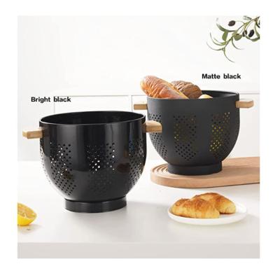 China Fashion Factory Direct Sales Cheap Basket Food Strainers Drain Metal Colander for sale