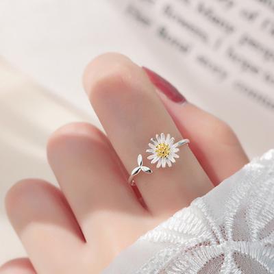 China Fashionable Daisy Flower Color Kpop Korea Rings Girls Adjustable Size Finger Ring For Engagement Elegant Cute Silvery Women's Gifts for sale