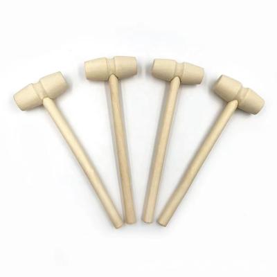 China Diy Exquisite Natural Wooden Hammer Toy Polychromatic China Quality Assurance Execution Hammer Customized Solid Wooden Toy for sale