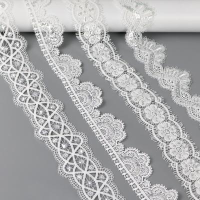 China Creative Design 3D Cotton Applique Border Embroidery Lace Trim 100% White Color for sale