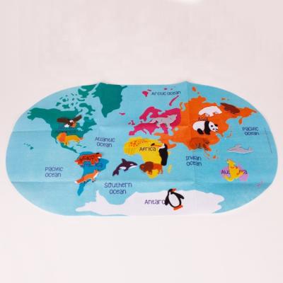 China Customized Easy Felt To Carry And Portable Felt Kids Wall World Map With Animals Felt Crafts Kids Educational Toys for sale