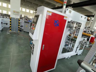 Chine 1.75KW arrêtent non le film rebobinant pneumatique électrique de la machine 50m/min à vendre