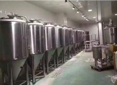 China Restraurant Micro Stainless Steel Beer Fermentation Tanks 2000L Mirror Polished for sale