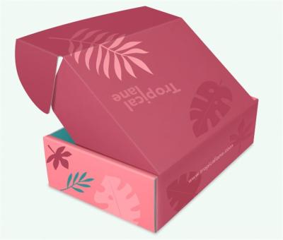 China Recyclable Costom For Custom Corrugated Pink Boxes Shipping Apparel Box for sale