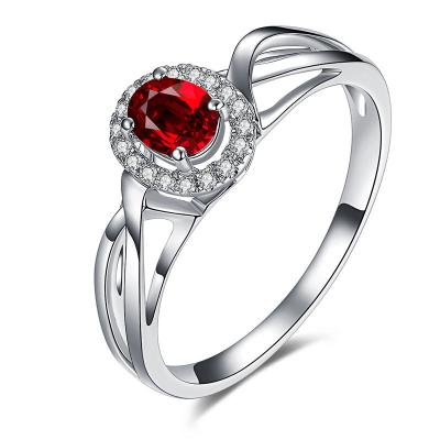 China Anillos de compromiso de rubíes ovales, señoras Ruby y oro blanco del anillo de diamante en venta