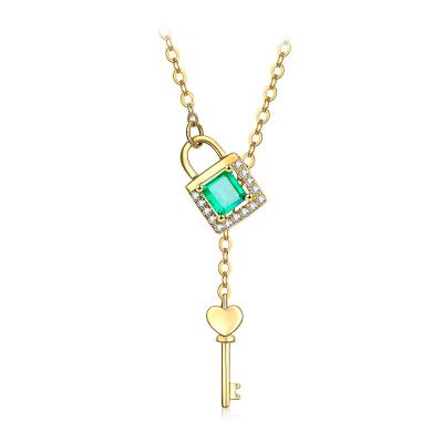 China Square Emerald Necklace With Key Pendant , Emerald Stone Gold Necklace  for sale