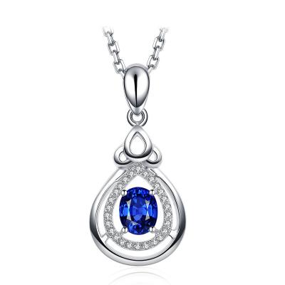 China Cluster Diamond Gemstone Jewelry Sapphire Pendant Necklace White Gold  for sale