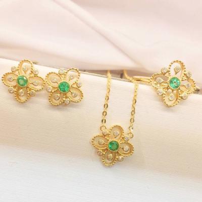 China Gold And Gemstone Jewelry Sets , Emerald Diamond Ring / Earrings / Necklace for sale