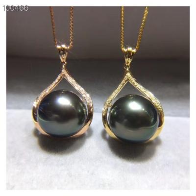 China 18k Gold Jewelry South Pearl Pendant Necklace Pave Diamonds for sale