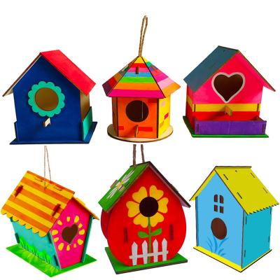 China DIY Breathable Wooden Bird House Toy 25 Pack Set Painted Children's Graffiti Aviary Cage for sale