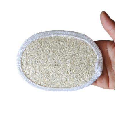 China EXFOLIATE 9x12cm Natural Loofah Pads Oval Exfoliating Shower Loofah Scrubber for sale