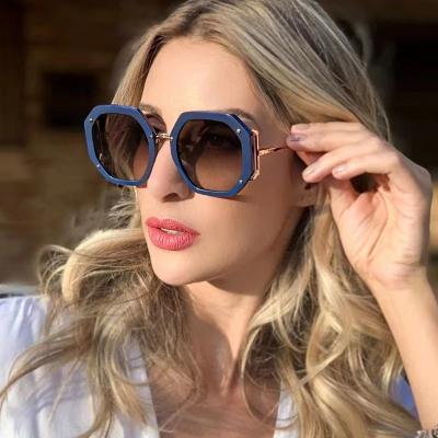 China New Fashion Brand Designer Fashion Sun Glasses Frame Gradient Metal Polygonal Female Sunglasses Large for sale