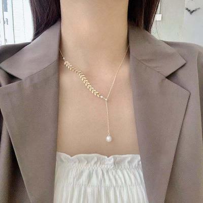 China HOT TRENDY Dubai Gold Plated Women's New Design Jewelry 24k Gold Necklace Fashion Chain Necklace for sale