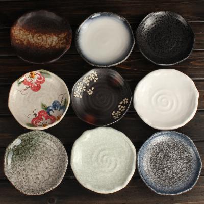 China Sustainable Hot Sale Japanese Style Ceramic Sushi Round Plate Bone Dish Plate Set Porcelain Dishes for sale