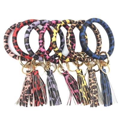 China Fashionable Wholesale Luxury Designer Leather Wristlet Keychain for sale