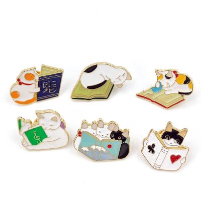 China Europe Cat Pins Metal Enamel , Custom Animal Lapel Pins For Personalized Logo for sale