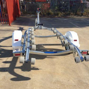 China Car Trailer Best Selling Wholesale Resistant Hot Dip Galvanized Boat Jet Ski Trailer for sale