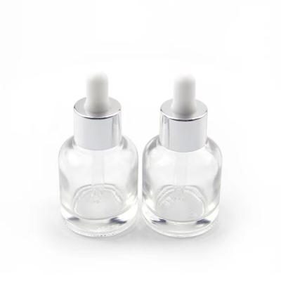 China Personal care in 20ml 30ml essential oil bottle common transparent glass dropper bottle for sale