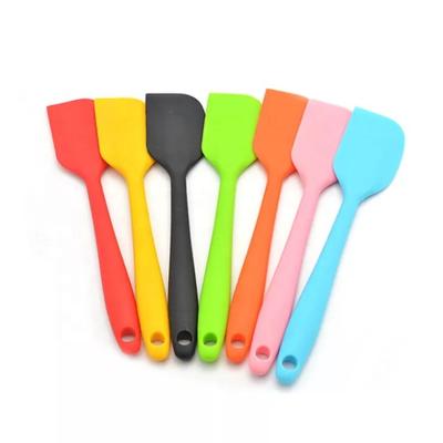 China Durable Silicone Spatula Scraper Heat Resistant Non Stick Durable Spatula for sale