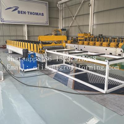 China Hotels Roof And Wall Sheet Roll Forming Machine /corrugated Tile Roll Forming Machine for sale