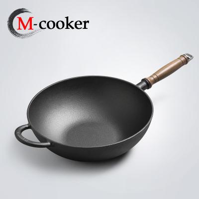 China Sustainable Metal Wok Cast Iron Kitchen Wok With Long Handle And Helper Handle for sale