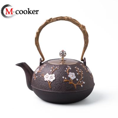 China Sustainable 300ml Cast Iron Teapot With Stainless Steel Filter/HOBNAIL CAST IRON TEAPOT for sale