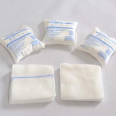 China Cotton 100% Gauze Sponge Steam Sterilization Cotton medical 2 years class II 100% cottons TUV for sale