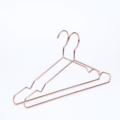 Chine High quality minimalist gold metal plated finish heavy duty copper hanger for clothes à vendre