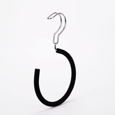 China MOBILE Multifunctional Non-slip Ring Round Sponge Metal Scarf Hanger Covers Foam en venta