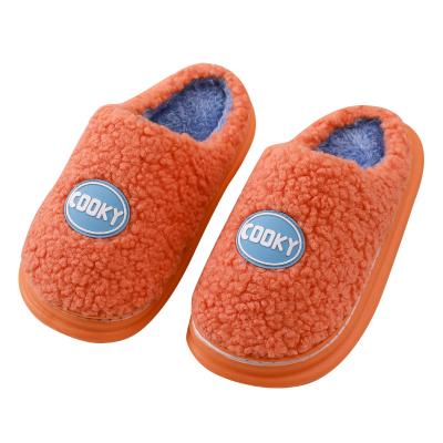 China New Arrivals Comfy Cotton Slippers Lighted Housekeepers Indoor Slippers for sale