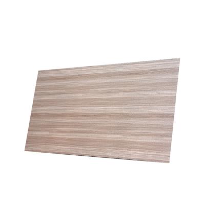 China 2022 21mm Modern Wholesale High Quality Laminated Cut Wooden Boards Formwork Plywood Panel for sale